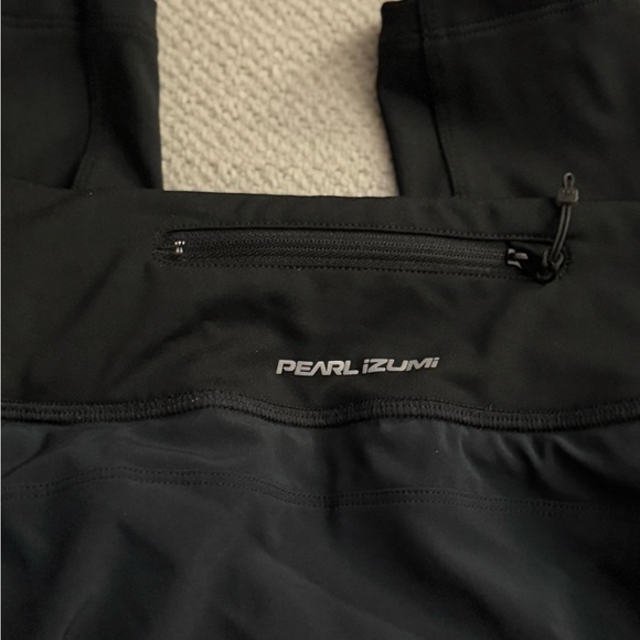 Pearl Izumi Women's Training / Running Fly Skirt Over Tight in Black, XS (0,2,4) - Picture 8 of 9